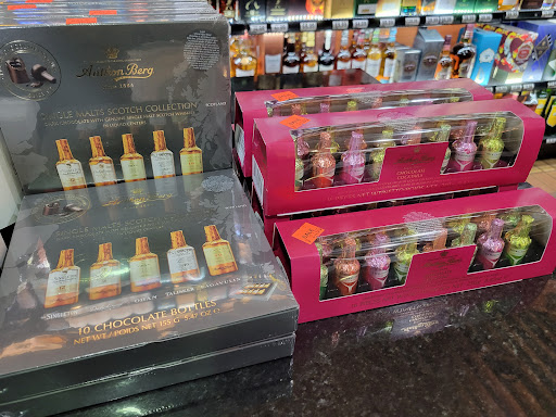 Liquor Store «Wine Palace», reviews and photos, 13971 Middlebelt Rd, Livonia, MI 48154, USA