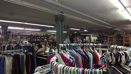 New Hope Shelter & Thrift Shop, 25 S Potomac St, Waynesboro, PA 17268, USA, 