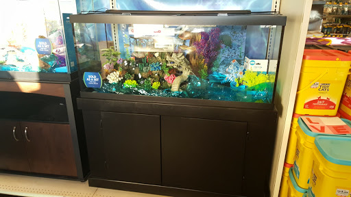 Pet Supply Store «PetSmart», reviews and photos, 860 NE Mall Blvd, Hurst, TX 76053, USA