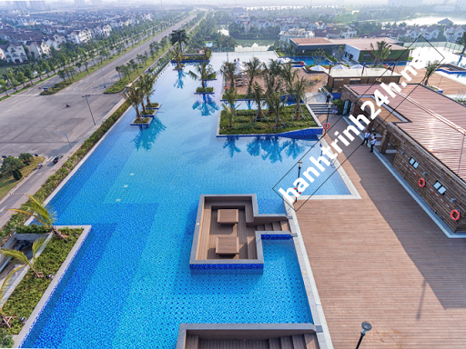 Khan Quang Do Swimming Pool