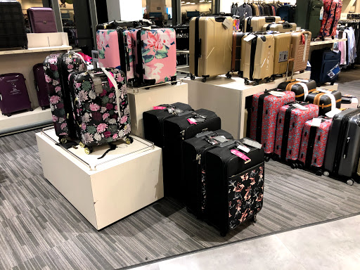Department Store «Nordstrom Rack Skyview Center», reviews and photos, 4024 College Point Blvd, Flushing, NY 11354, USA
