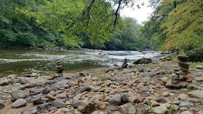 Pont d'Aubazine sur la Corrèze à Aubazine