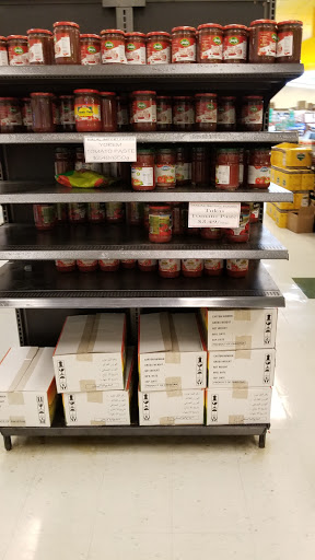 Grocery Store «Halal Import Food Market», reviews and photos, 701 E Pioneer Pkwy, Arlington, TX 76010, USA