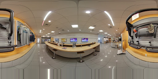 Chevrolet Dealer «Ed Bozarth Chevrolet Company, Inc. - Aurora Dealership», reviews and photos, 2001 S Havana St, Aurora, CO 80014, USA