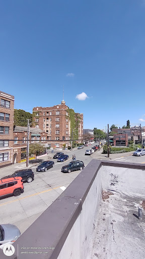 Supermarket «Hillcrest Market», reviews and photos, 110 Summit Ave E, Seattle, WA 98102, USA