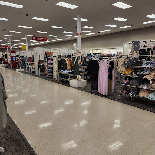 Department Store «Target», reviews and photos, 875 Lawrenceville Suwanee Rd #4000, Lawrenceville, GA 30043, USA