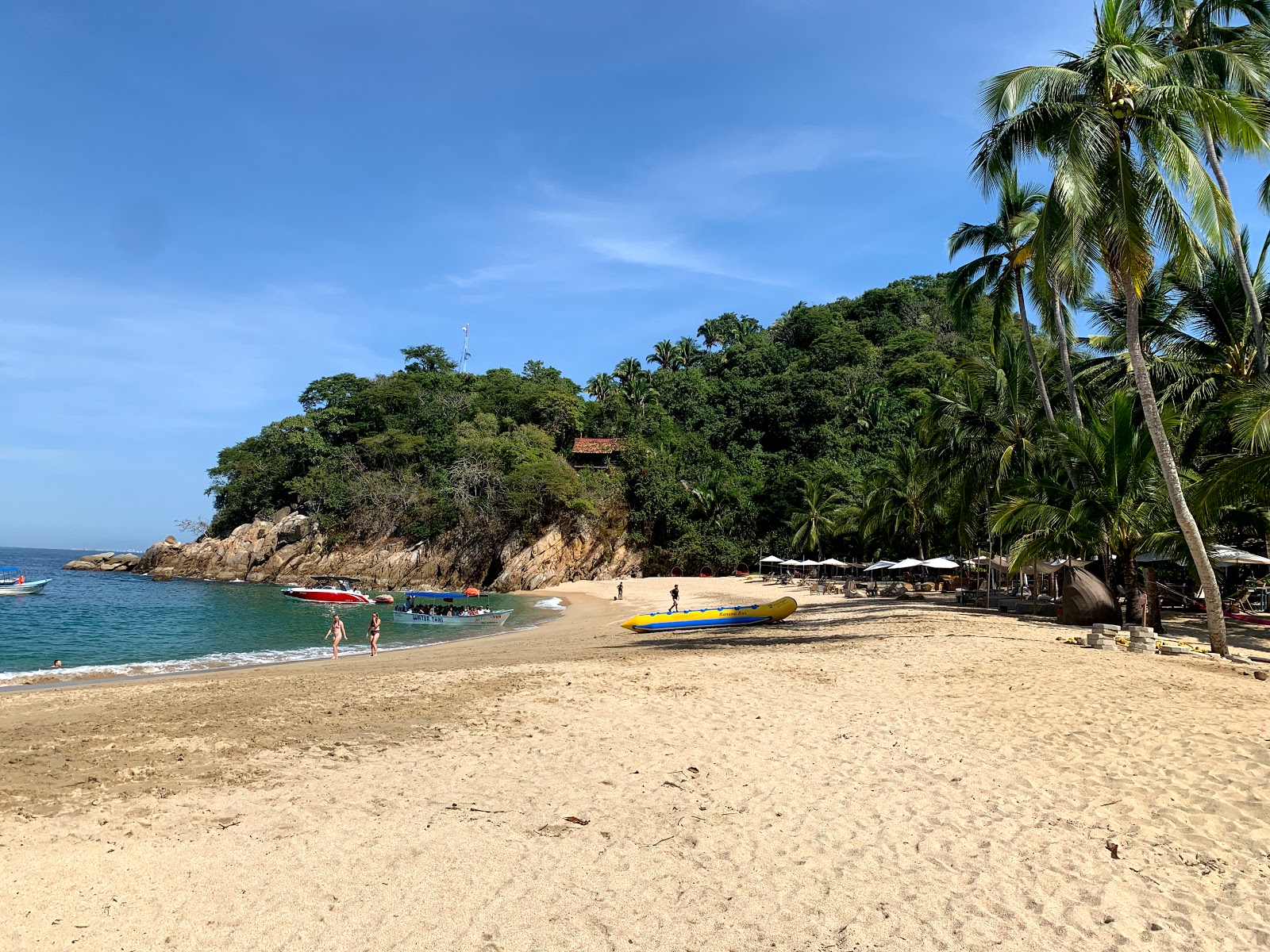 Foto av Majahuitas beach med lätt fin sten yta