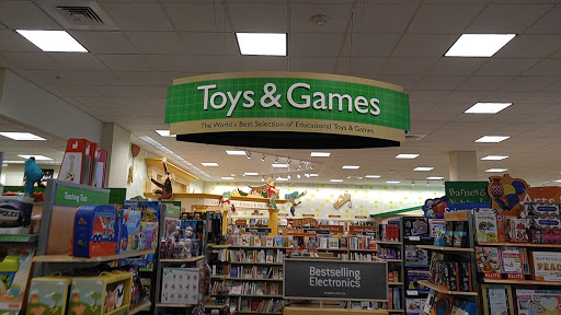 Book Store «Barnes & Noble», reviews and photos, 7200 Harrison Ste 5 #5, Rockford, IL 61112, USA