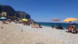 Spiaggia dell'Arenella'in fotoğrafı geniş bir kıyı şeridi ile birlikte