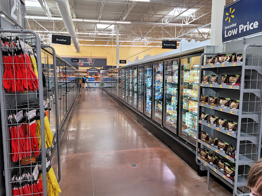 Department Store «Walmart Supercenter», reviews and photos, 14800 Fort Campbell Blvd, Oak Grove, KY 42262, USA