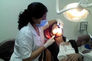 Sadhnani's Dental Care image