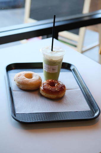 Donut Shop «Daily Fresh Donuts», reviews and photos, 1154 W Yosemite Ave, Manteca, CA 95337, USA