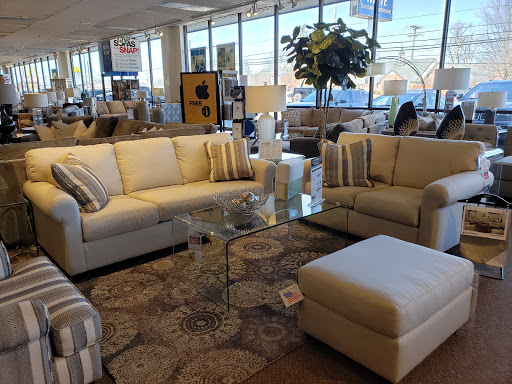 Furniture Store «Gardner-White Furniture», reviews and photos, 4400 E 14 Mile Rd, Warren, MI 48092, USA