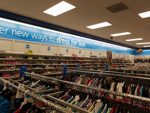 Clothing Store «Ross Dress for Less», reviews and photos, 921 E Commercial Blvd, Oakland Park, FL 33334, USA
