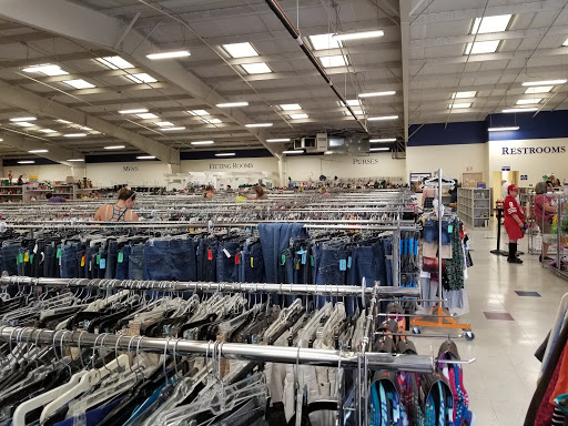 Non-Profit Organization «Southern Oregon Goodwill Retail Store», reviews and photos