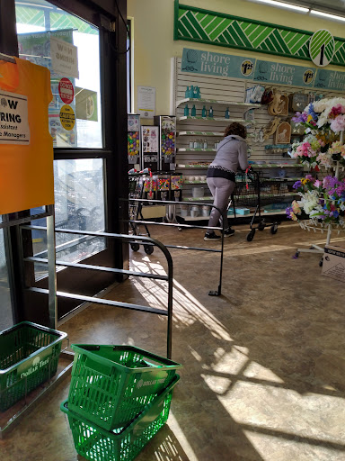 Shopping Mall «Harvard Row Mall», reviews and photos, 21762 W Eleven Mile Rd, Southfield, MI 48076, USA