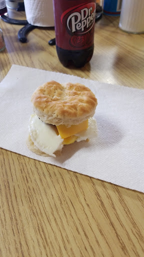 Donut Shop «Daylight Donuts», reviews and photos, 602 W Dewitt Henry Dr, Beebe, AR 72012, USA