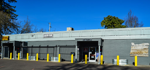 Liquor Store «Washington St. Liquor Store/Fast Mix», reviews and photos, 575 SW Washington Ave, Corvallis, OR 97333, USA