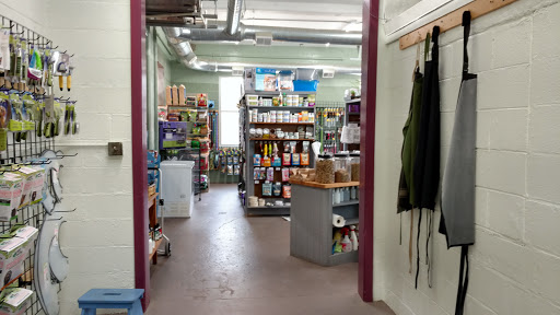 Pet Supply Store «Northside Grange», reviews and photos, 4116 Hamilton Ave, Cincinnati, OH 45223, USA