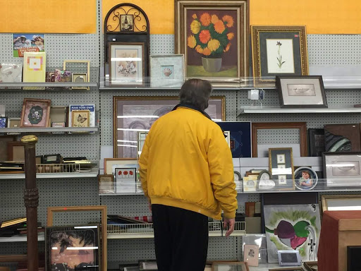 Thrift Store «This-N-That Thrift Store Vancouver Plaza», reviews and photos, 7601 NE Vancouver Plaza Dr, Vancouver, WA 98662, USA