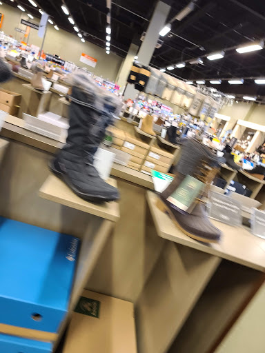 Shoe Store «DSW Designer Shoe Warehouse», reviews and photos, 95 NJ-23, Wayne, NJ 07470, USA