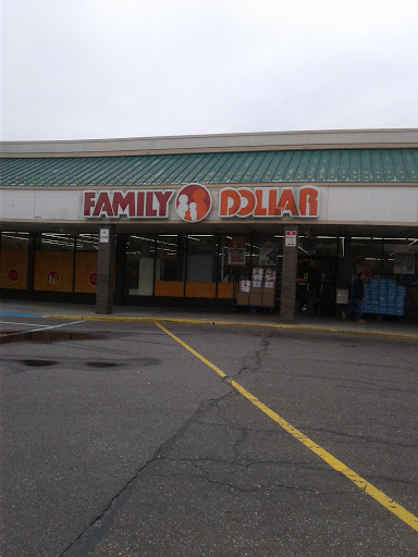 FAMILY DOLLAR, 264 Middle Country Rd STE L, Coram, NY 11727, USA, 