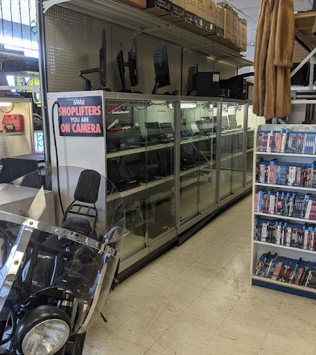 Pawn Shop «Cash Ohio Pawn Shop», reviews and photos, 789 Hebron Rd, Heath, OH 43056, USA