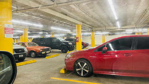 Restaurant «Grand Central Restaurant & Bowling Lounge», reviews and photos, 808 SE Morrison St, Portland, OR 97214, USA