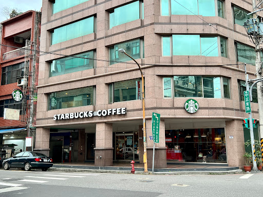 星巴克 大溪門市