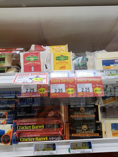 Grocery Store «Fort Campbell Commissary», reviews and photos, 2606 Indiana Ave, Fort Campbell, TN 42223, USA