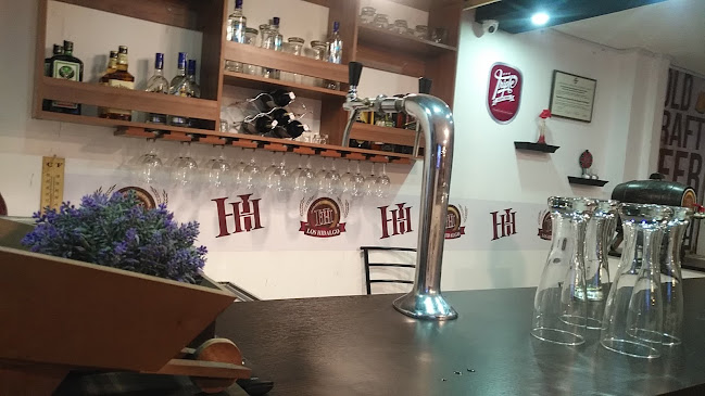 Opiniones de Los Hidalgo Cafe - Bar en Santo Domingo de los Colorados - Pub
