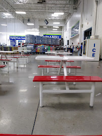 Sam's Club