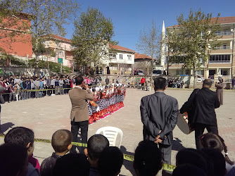Şht. Ahmet Demir İlkokulu