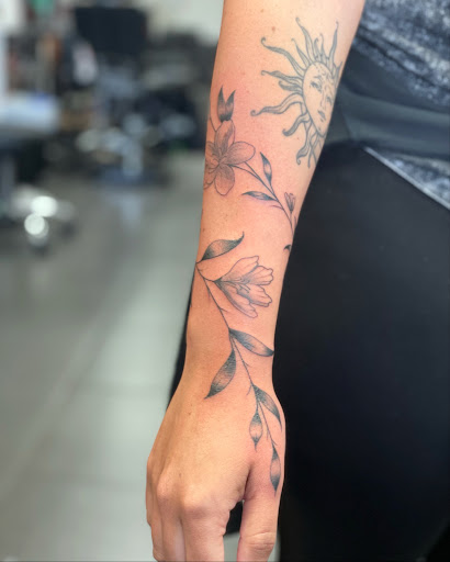 Tattoo Shop «Sunset Tattoo Parlour», reviews and photos, 15580 SW 72nd St, Miami, FL 33193, USA