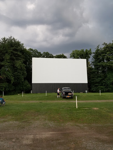 Drive-in Movie Theater «Overlook Drive-In Theatre», reviews and photos, 126 De Garmo Rd, Poughkeepsie, NY 12601, USA