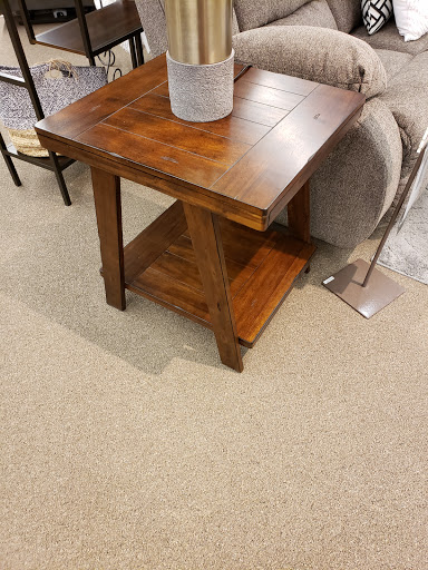 Furniture Store «Ashley HomeStore», reviews and photos, 4068 Commonwealth Ave, Eau Claire, WI 54701, USA