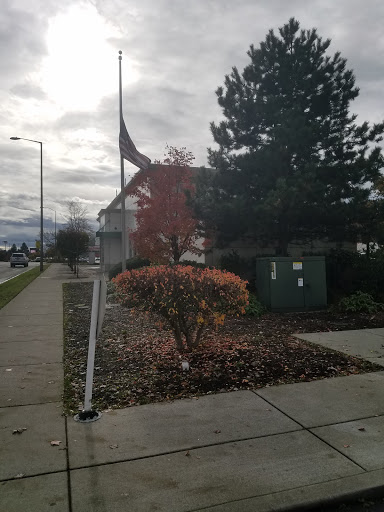 Bakery «Krispy Kreme Doughnuts», reviews and photos, 4302 Tacoma Mall Blvd, Tacoma, WA 98409, USA