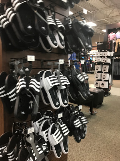 Sporting Goods Store «Golf Galaxy», reviews and photos, 4250 Easton Gateway Dr, Columbus, OH 43219, USA