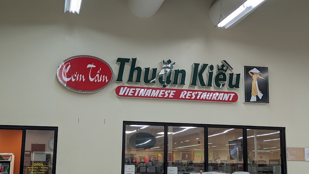Com Tam Thuan Kieu Restaurant 85704