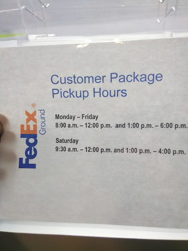 Shipping and Mailing Service «FedEx Ship Center», reviews and photos, 285 SW 60th Ave, Ocala, FL 34474, USA