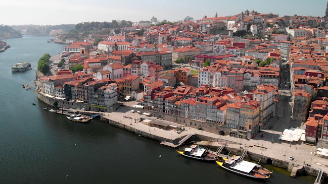 R. de Damião de Góis 300, 4050-223 Porto, Portugal