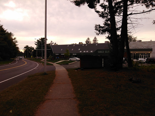 Shopping Mall «Glen Lochen Mall», reviews and photos, 39 New London Turnpike, Glastonbury, CT 06033, USA