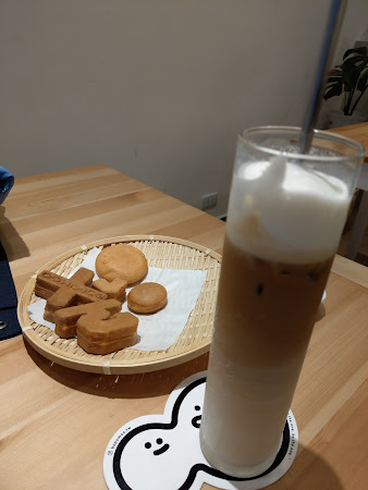BOPOMOO 波波畝 café