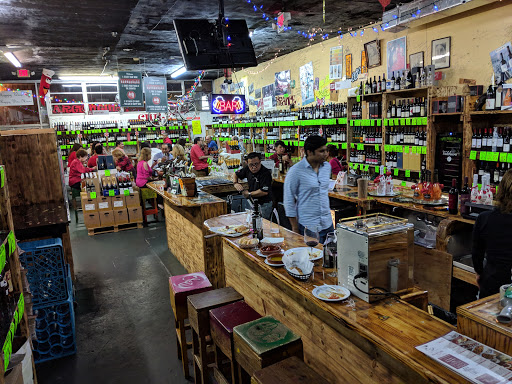 Wine Store «Happy Wine Calle Ocho», reviews and photos, 5792 SW 8th St, Miami, FL 33144, USA