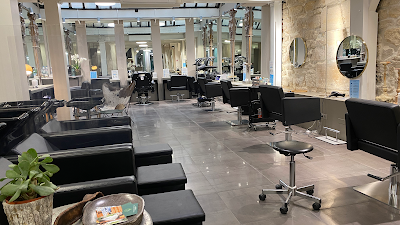 DAVID GUITTON Coiffeur Paris 7eme à Paris