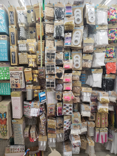 Shopping Mall «Bond Shopping Center», reviews and photos, 1891 S State Rd, Upper Darby, PA 19082, USA