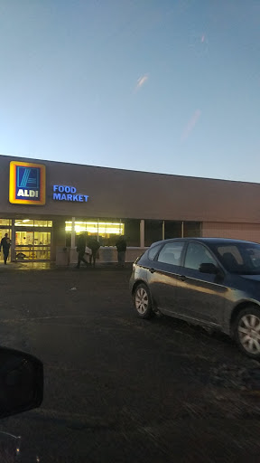 Supermarket «ALDI», reviews and photos, 11100 Cedar Lake Rd, Minnetonka, MN 55305, USA