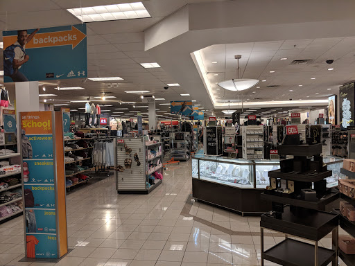 Shopping Mall «Hamilton Marketplace», reviews and photos, 130 Marketplace Blvd, Hamilton Township, NJ 08691, USA