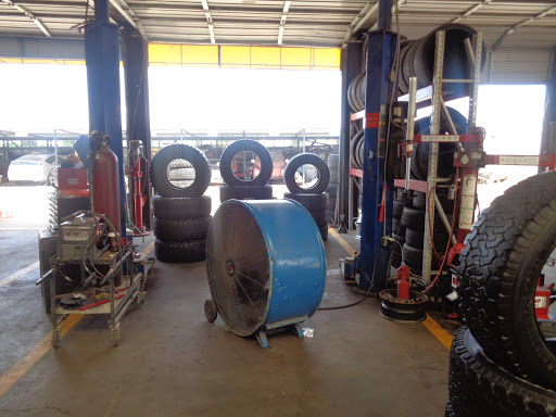 Auto Body Shop «Budget Auto Body Shop», reviews and photos, 3530 N Buckner Blvd, Dallas, TX 75228, USA