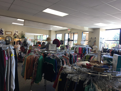 Thrift Store «Ladies of Charity Lake Travis Thrift Shop», reviews and photos, 1508 Ranch Rd 620 S, Lakeway, TX 78734, USA